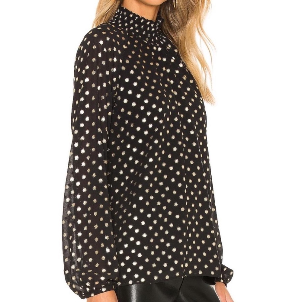 ✨ YUMI KIM long sleeve top